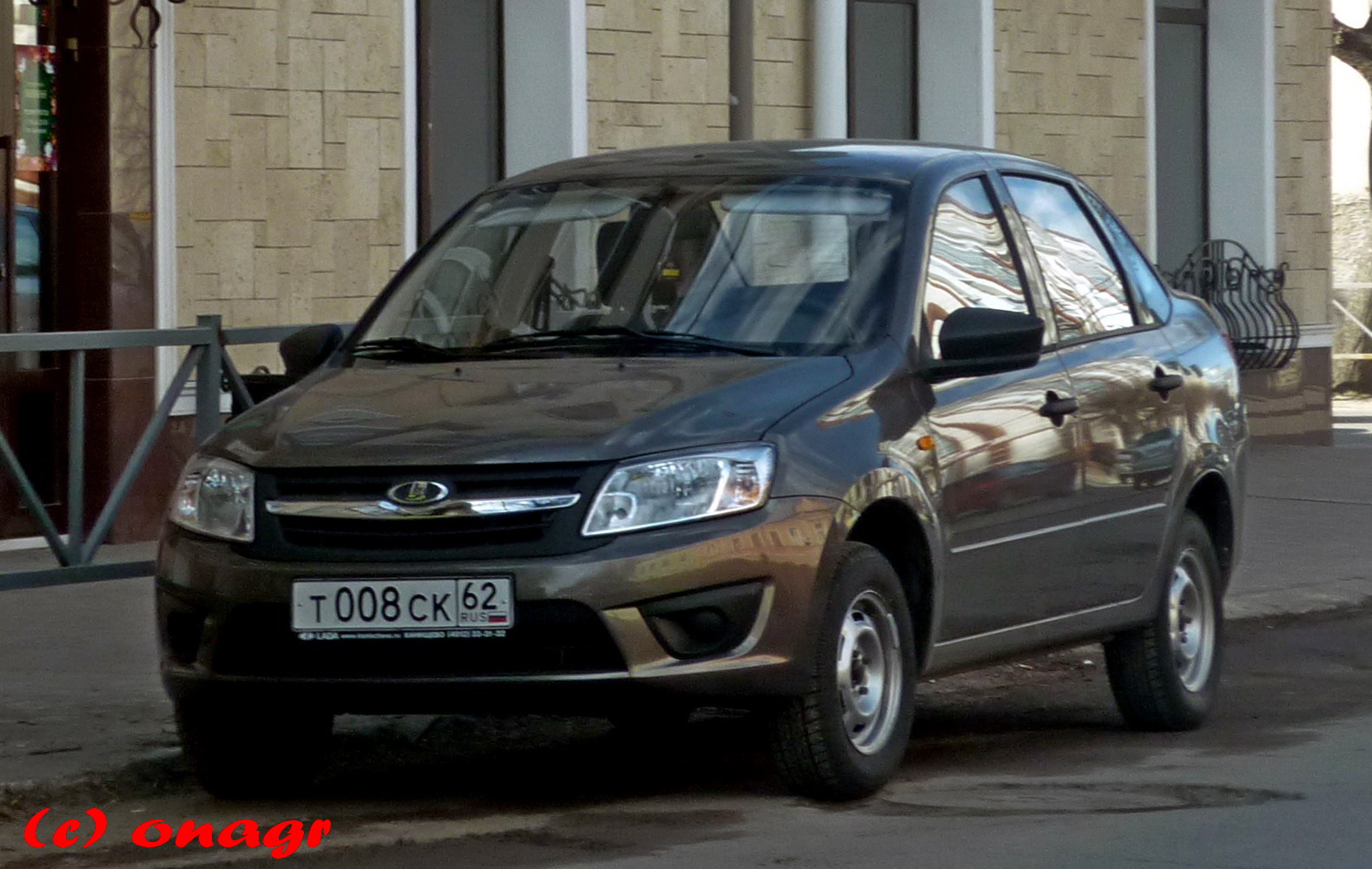 т 008 ск 62, Lada (VAZ) 2190 Granta 2190, 2011–2018