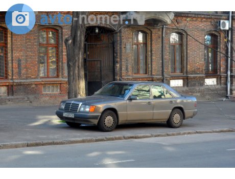 а 4589 ОЯ, Mercedes-Benz E-Klasse