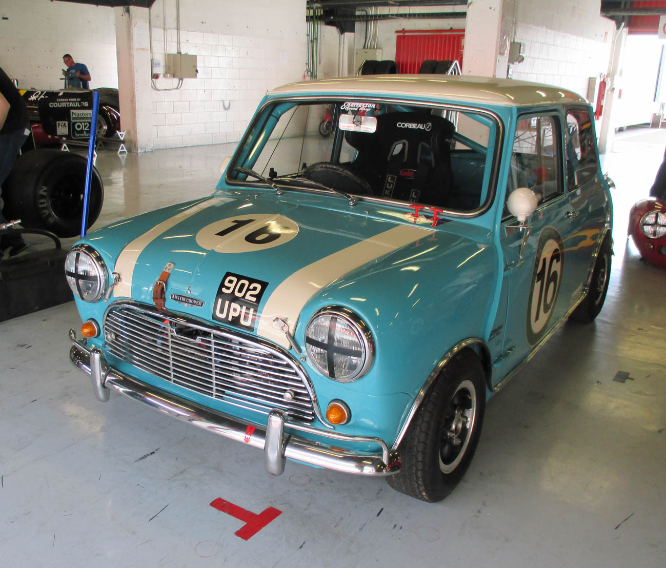 902UPU, Austin Mini 