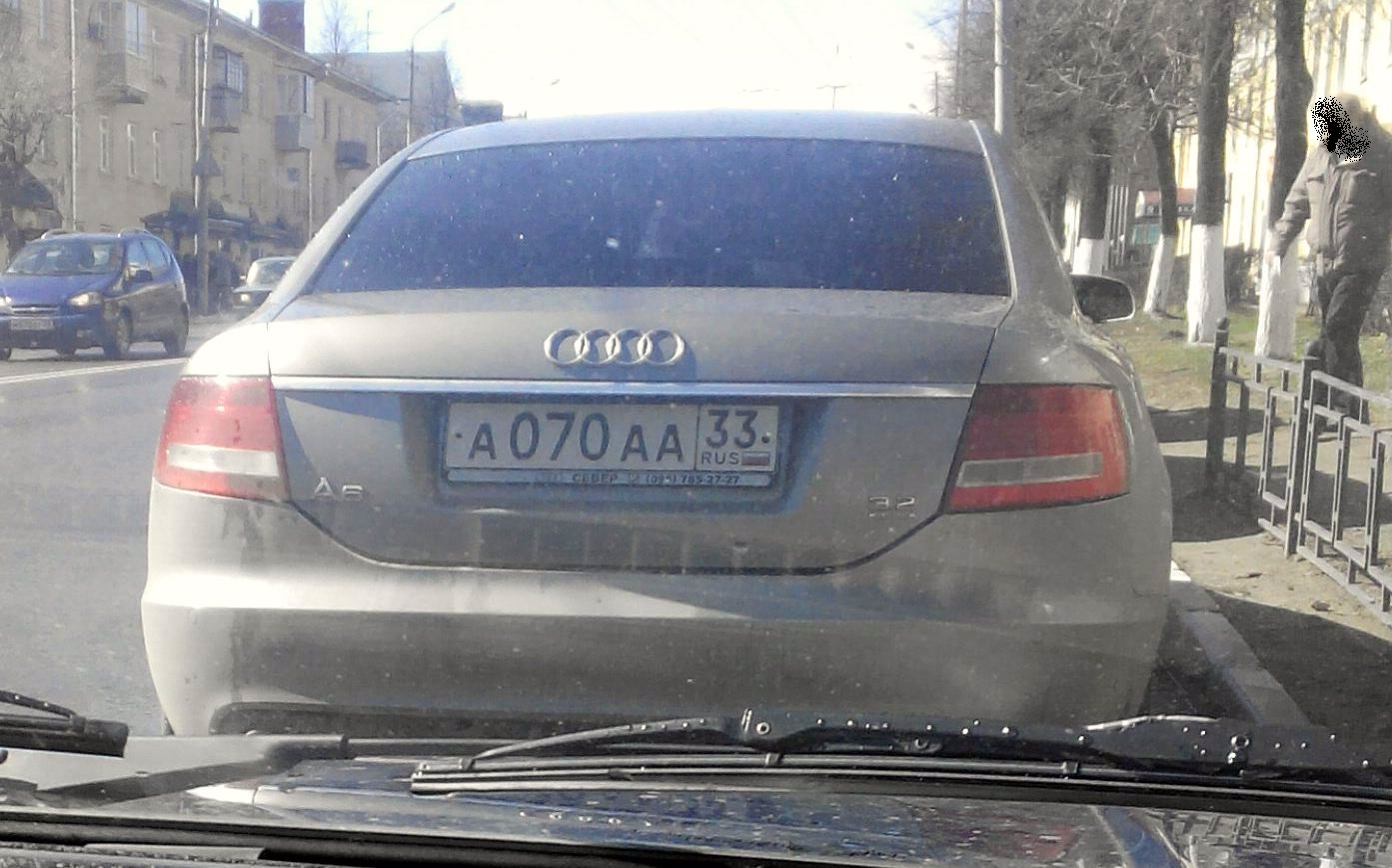 а 070 аа 33, Audi A6 