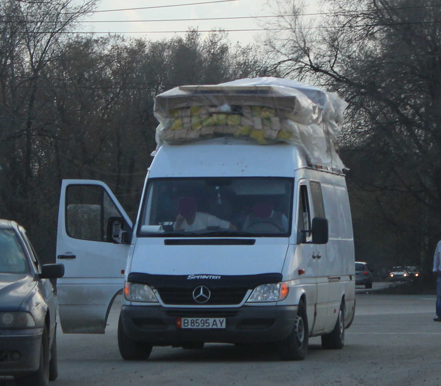 B 8595 AY, Mercedes-Benz Sprinter 1st gen (Classic) (W901–905), facelift, 2000–2006 (2013–2018 for CIS-market)