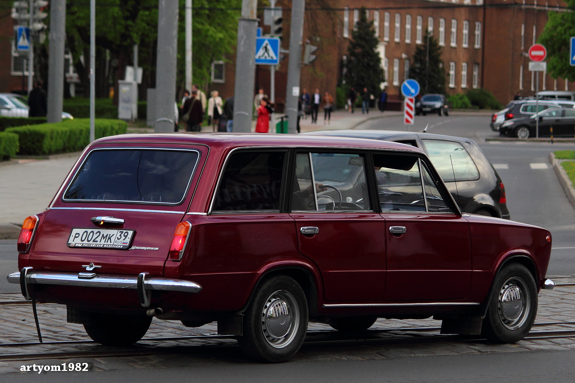 Фото двойки. ВАЗ 2102 Вишневая. ВАЗ Лада 2102 черный. ВАЗ 2102 новая. ВАЗ Лада 2102 темный.