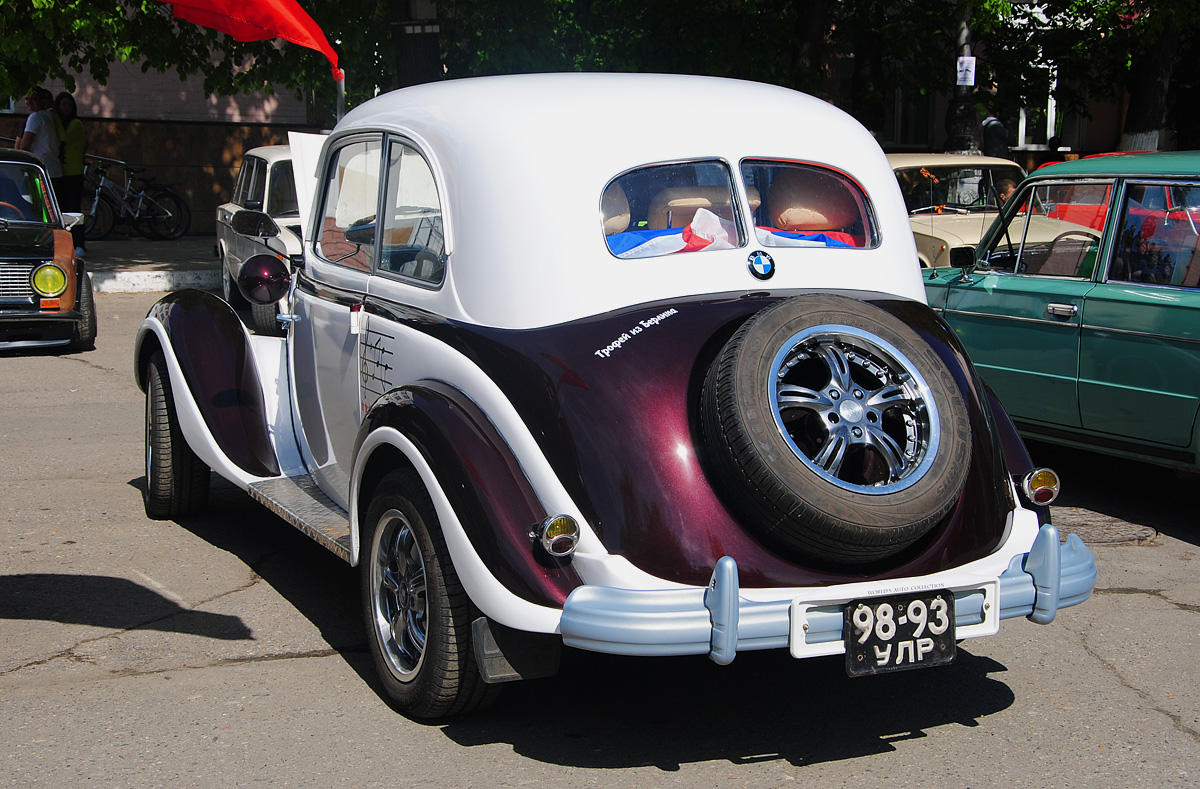 9893 УЛР, BMW 320/321 