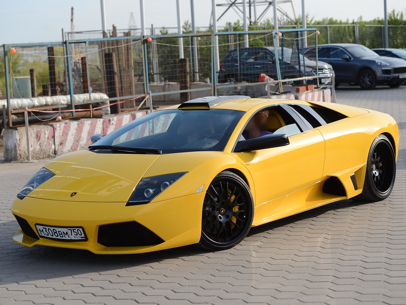 Lamborghini Murcielago lp750