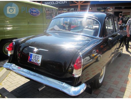 UED-296, GAZ 21 Волга