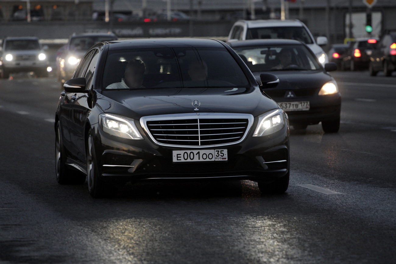 е 001 оо 35, Mercedes-Benz S-Klasse 8th gen Sedan (W222/V222), 2013–2020