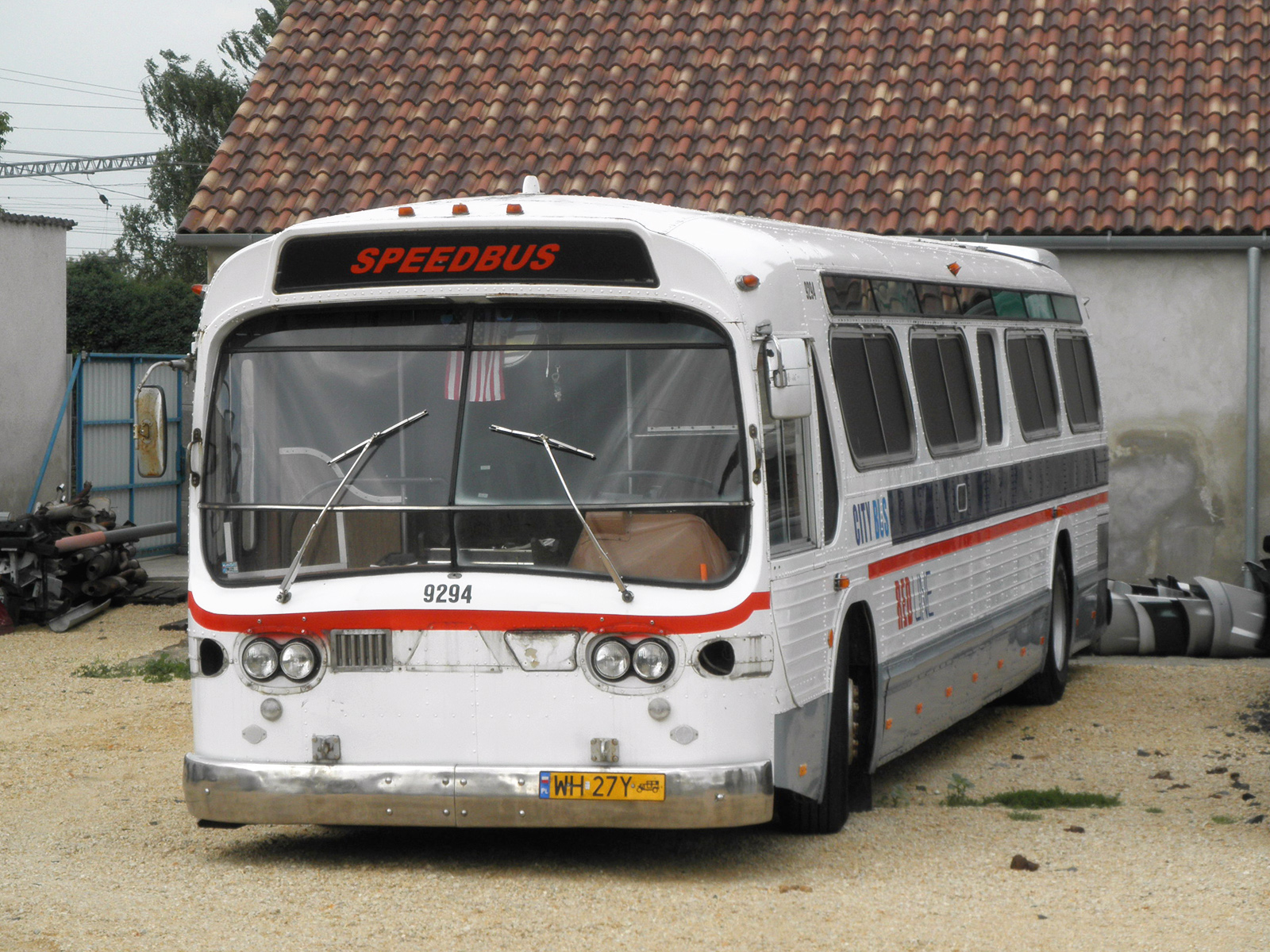 WH 27Y, GMC New Look 