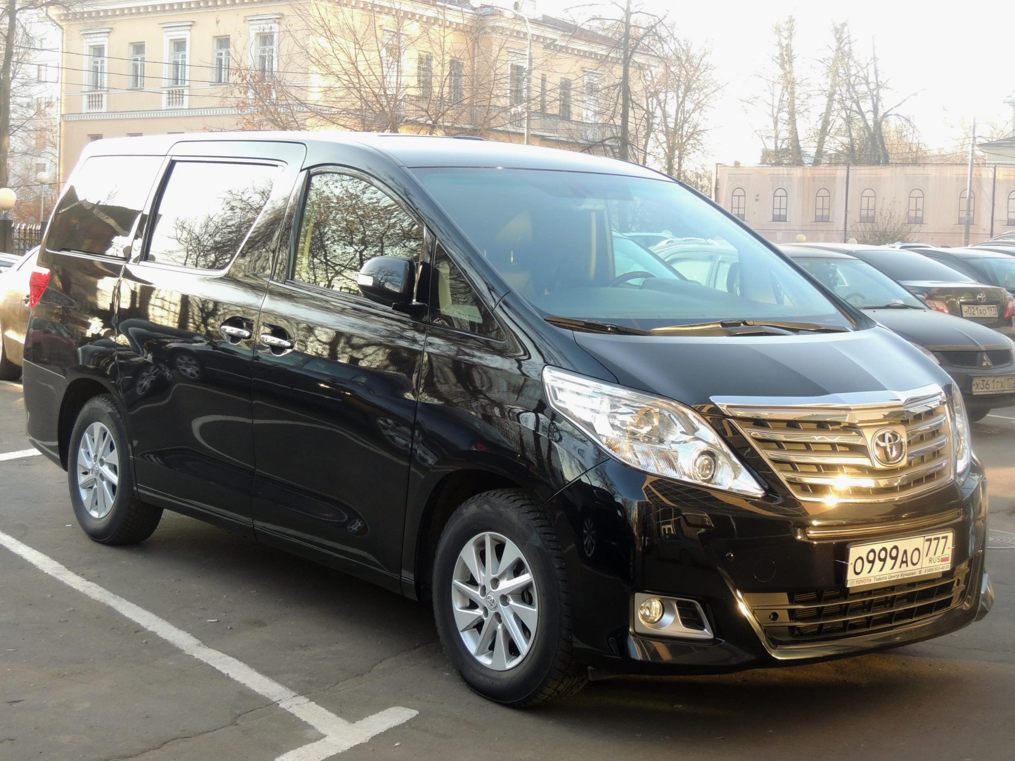 о 999 ао 777, Toyota Alphard 2nd gen (AH20), 2008–2015