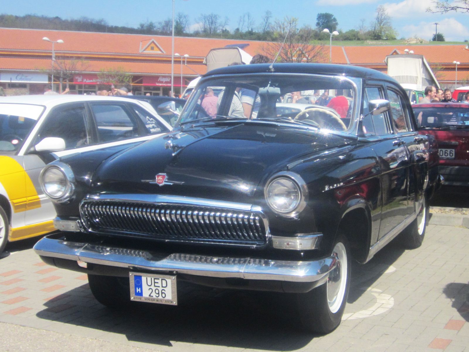 UED-296, GAZ 21 Волга 