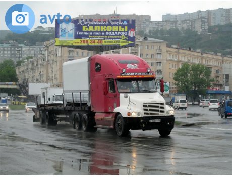 е006нн33, Freightliner Century Class