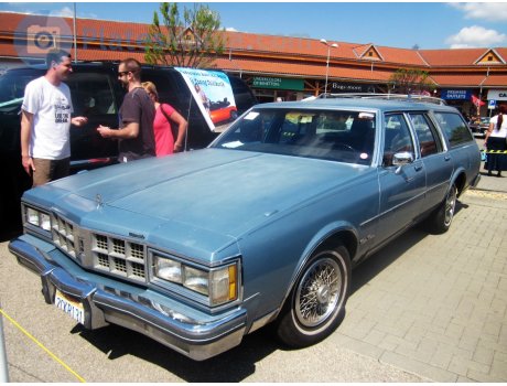 2CKB131, Oldsmobile Custom Cruiser