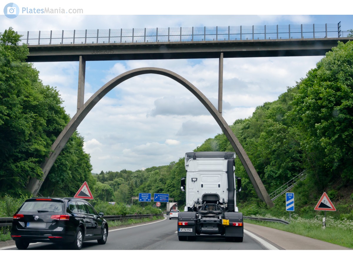 W TW 950, Mercedes-Benz Actros 2nd gen (MP2/MP3), 2002–2020