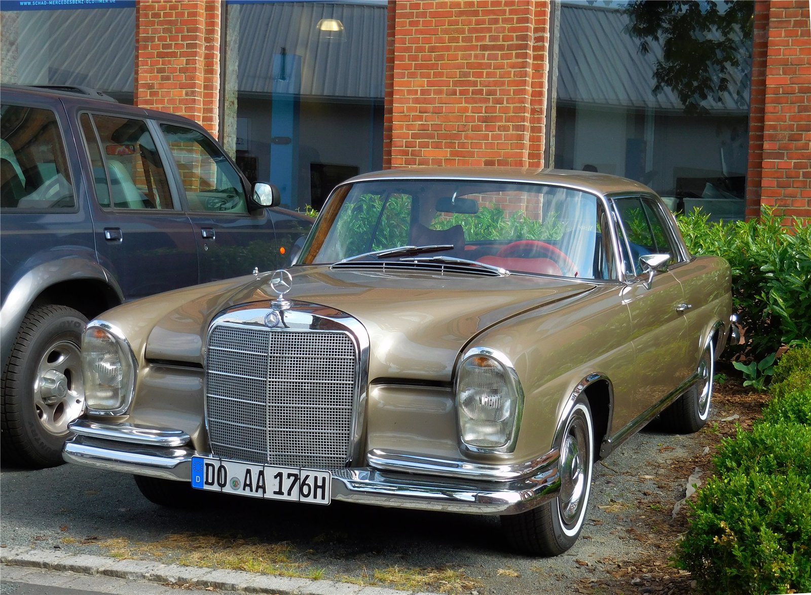 DO AA 176 H, Mercedes-Benz S-Klasse 1st gen Coupé (W111/W112), 1959–1971