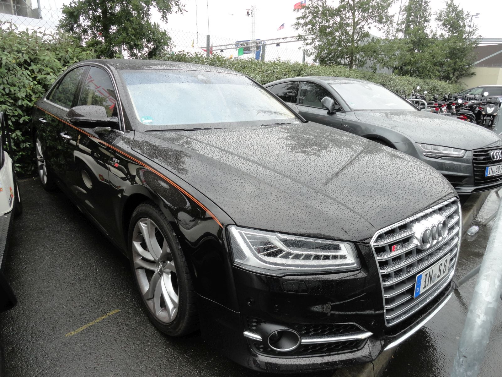 IN S 8, Audi S8 3rd gen (D4/4H), facelift, 2013–2017