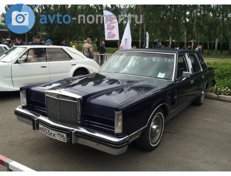 Lincoln Continental 196