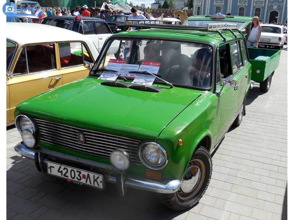 г 4203 ЛК, Lada (VAZ) 2102 Жигули (1200 / 1300 / 1500 / Kombi), 1971–1986