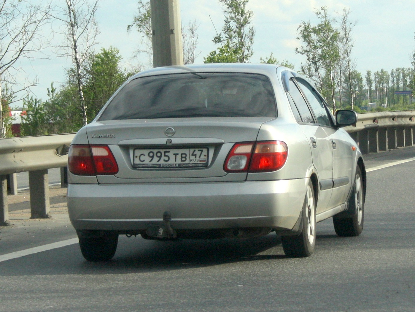 с 995 тв 47, Nissan Almera 