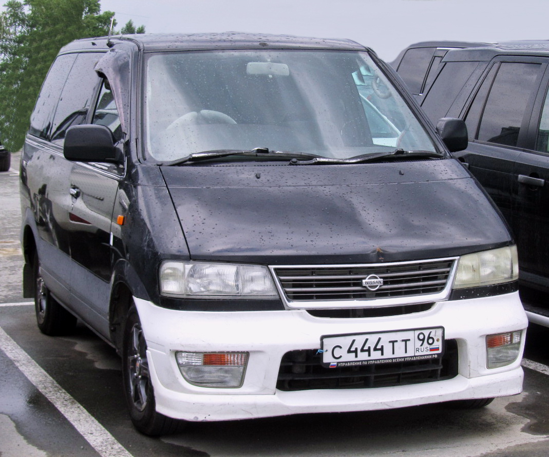 с 444 тт 96, Nissan Largo 1st gen (W30), 1993–1999