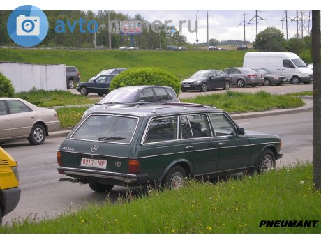 8910 MP, Mercedes-Benz E-Klasse