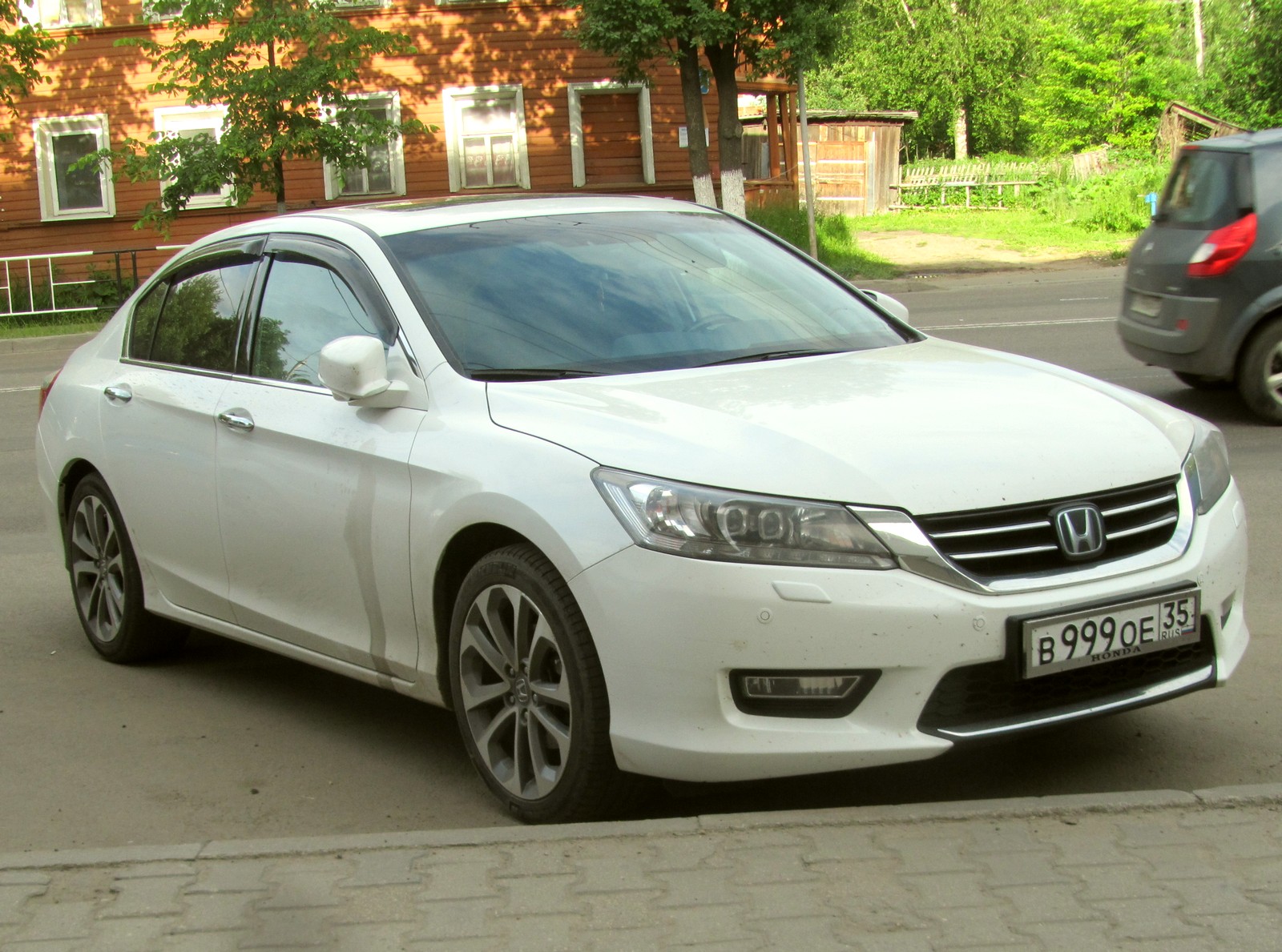 в 999 ое 35, Honda Accord 