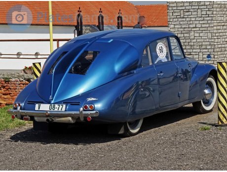 V 0877, Tatra 87